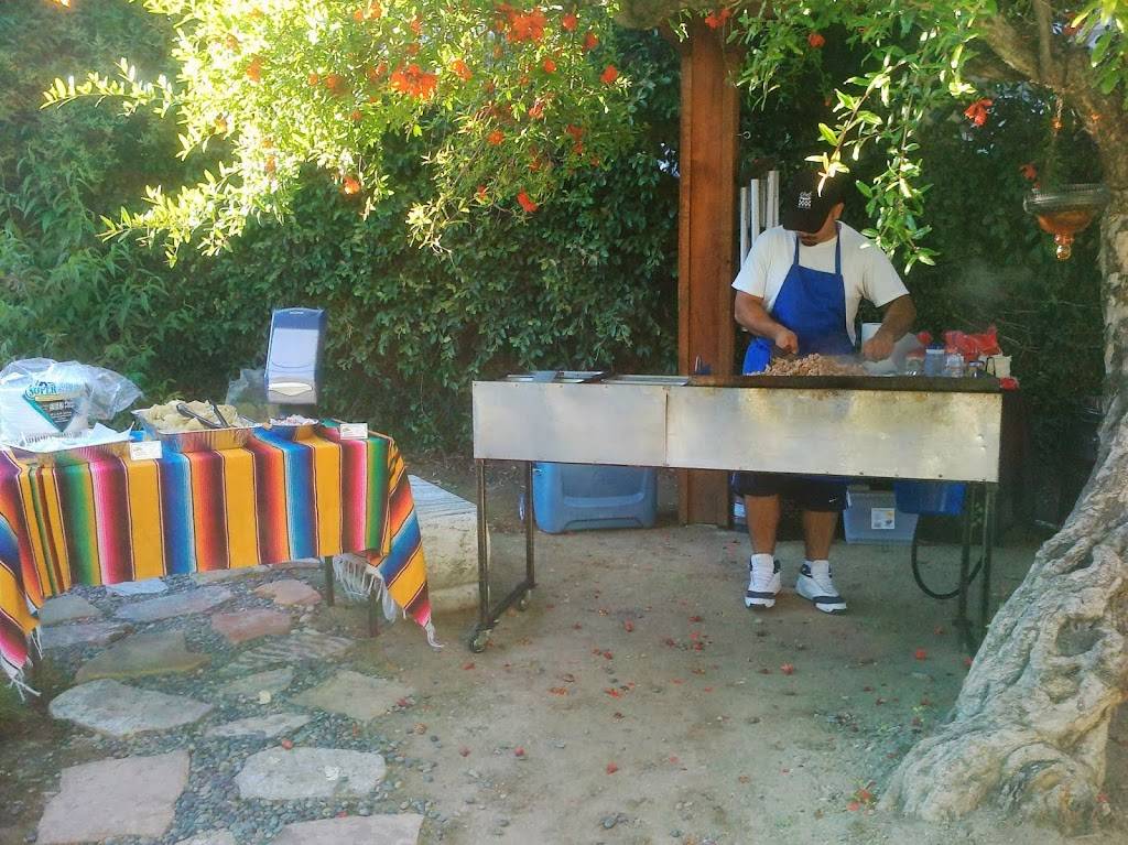 Tacos Guzman | restaurant | 15480 Arrow Hwy, Baldwin Park, CA 91706, USA | 6264075781 OR +1 626-407-5781