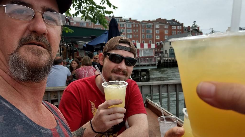 Harpoon Willys | restaurant | 67 Bow St, Portsmouth, NH 03801, USA | 6034334441 OR +1 603-433-4441