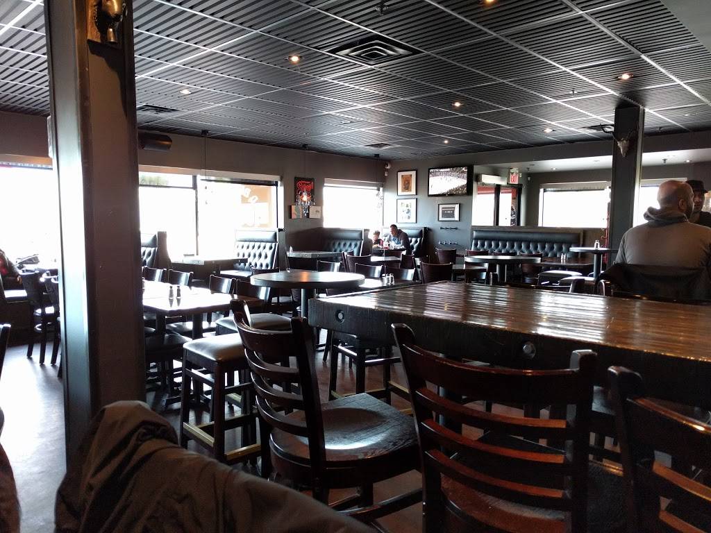 The Rad Brothers Sports Bar and Tap House | restaurant | 550 Ontario St S, Milton, ON L9T 5E4, Canada | 9058751119 OR +1 905-875-1119