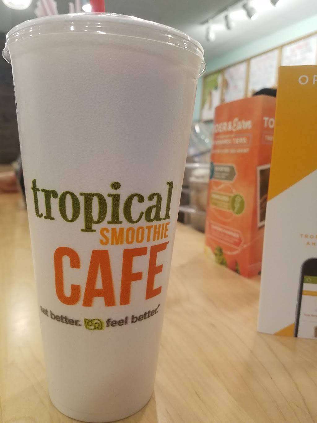Tropical Smoothie Cafe | restaurant | 885 W Eisenhower Pkwy, Ann Arbor, MI 48103, USA | 7348822971 OR +1 734-882-2971