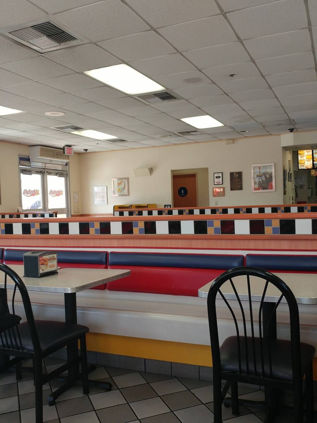 Carls Jr. | restaurant | 1120 Hamner Ave, Norco, CA 92860, USA | 9512809926 OR +1 951-280-9926