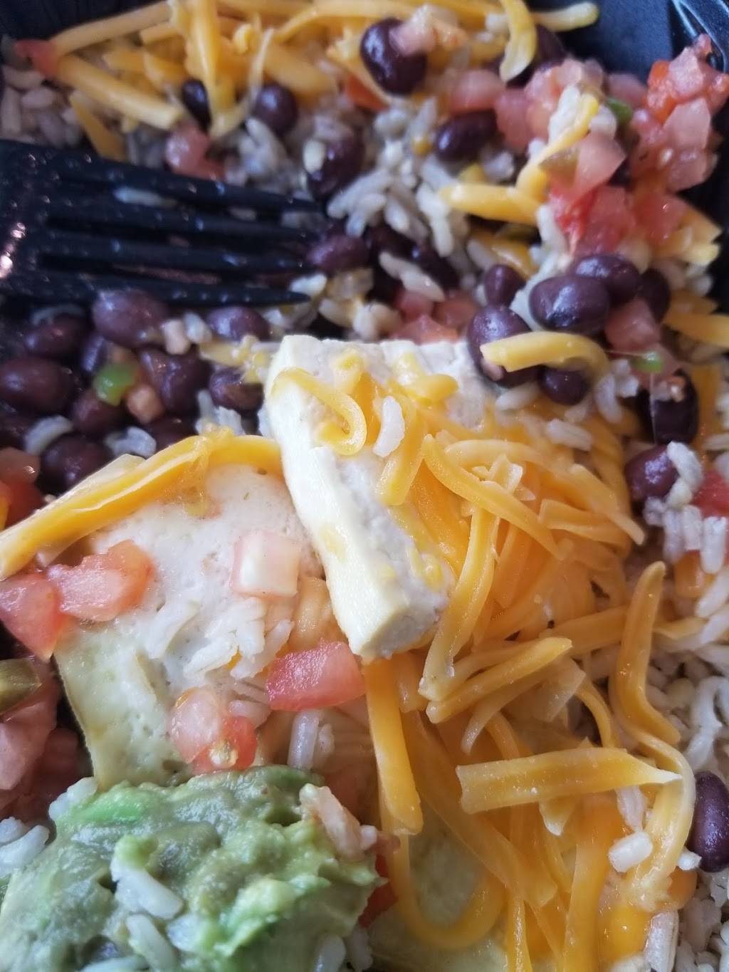 Fresh City | restaurant | Terminal A, 11 Schoephoester Rd, Windsor Locks, CT 06096, USA | 8602921580 OR +1 860-292-1580