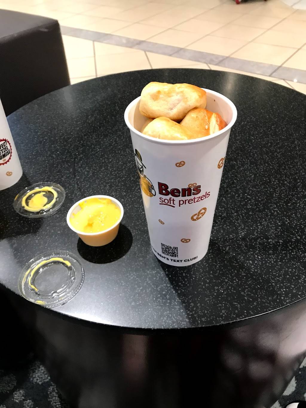 Bens Soft Pretzels | restaurant | 1114 S Seventeenth St, Kokomo, IN 46902, USA | 7654578100 OR +1 765-457-8100