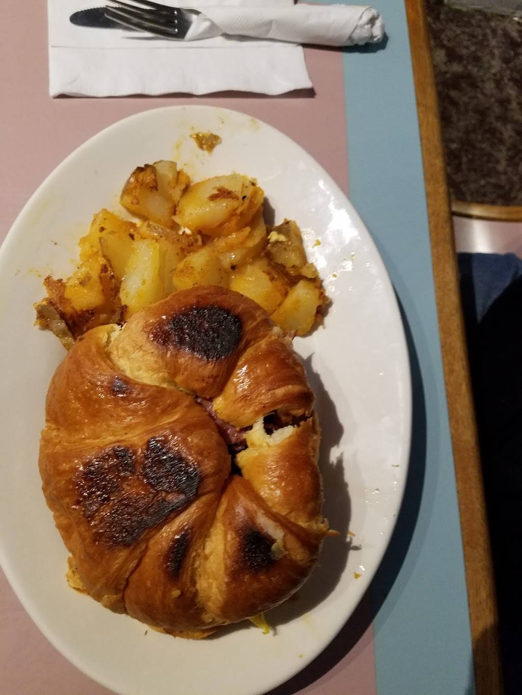 Kellys Kitchen and Bakery | bakery | 12600 Eastern Ave, Middle River, MD 21220, USA | 4103352253 OR +1 410-335-2253