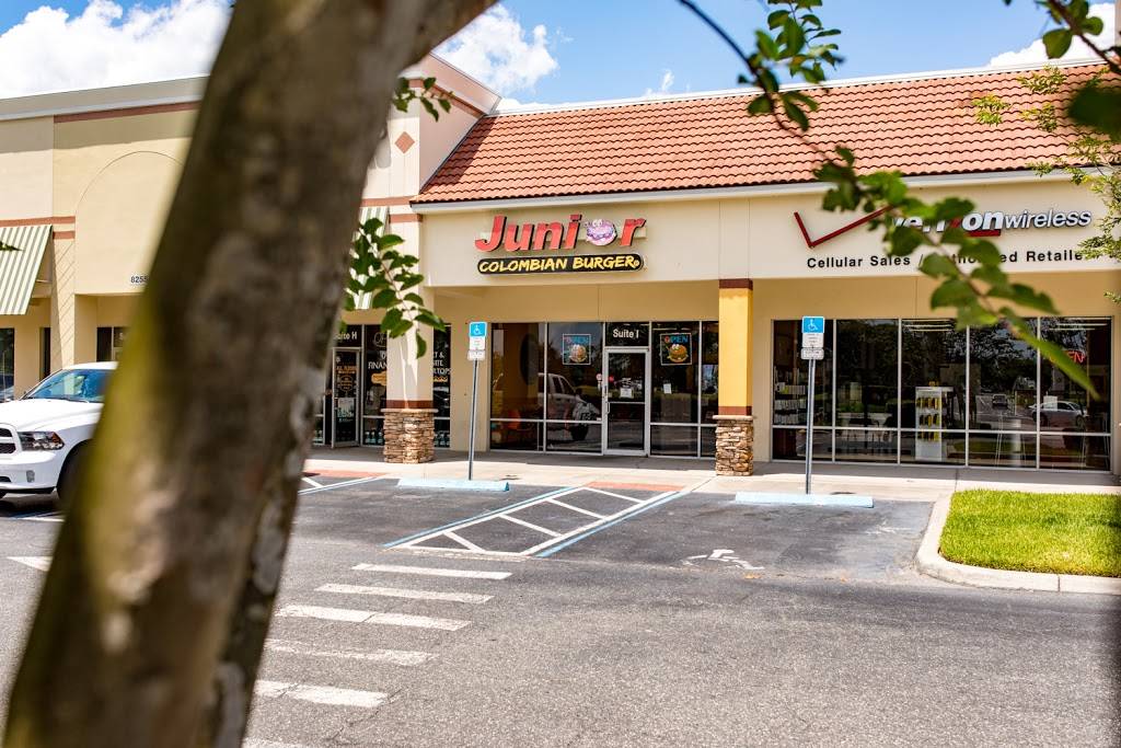Junior Colombian Burger - Lee Vista Boulevard | restaurant | 8255 Lee Vista Blvd, Orlando, FL 32829, USA | 4077455052 OR +1 407-745-5052