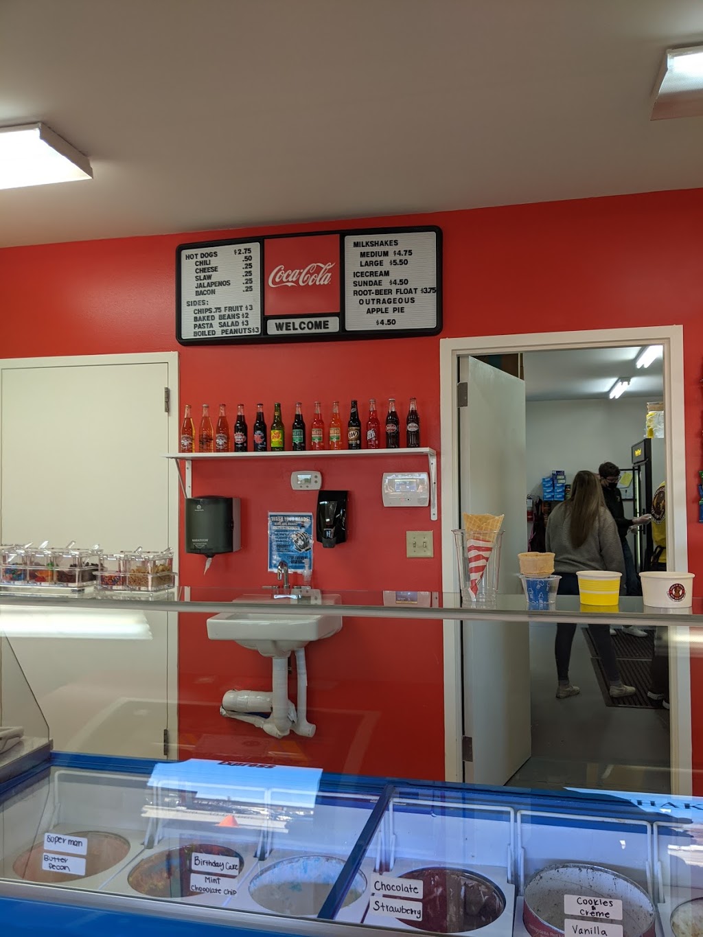 Duggie Dogs Express | restaurant | 1253 Hastings Dr, Sumter, SC 29150, USA | 8034693647 OR +1 803-469-3647