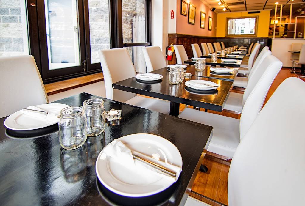 Andys Thai Kitchen | restaurant | 946 W Wellington Ave, Chicago, IL 60657, USA | 7735497821 OR +1 773-549-7821