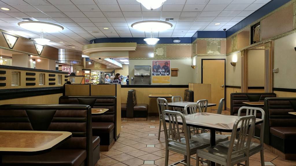 McDonalds | cafe | 169 Bellevue Square, Bellevue, WA 98004, USA | 4254620103 OR +1 425-462-0103