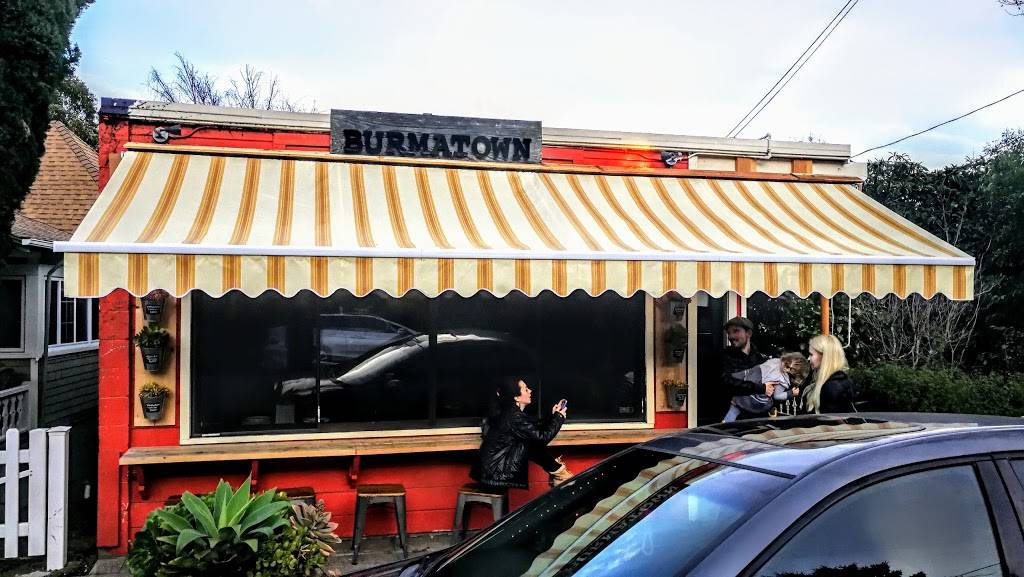 Burmatown | restaurant | 60 Corte Madera Ave, Corte Madera, CA 94925, USA | 4159459096 OR +1 415-945-9096