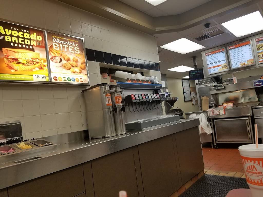 Whataburger | restaurant | 4051 E Lancaster Ave, Fort Worth, TX 76103, USA | 8175312764 OR +1 817-531-2764