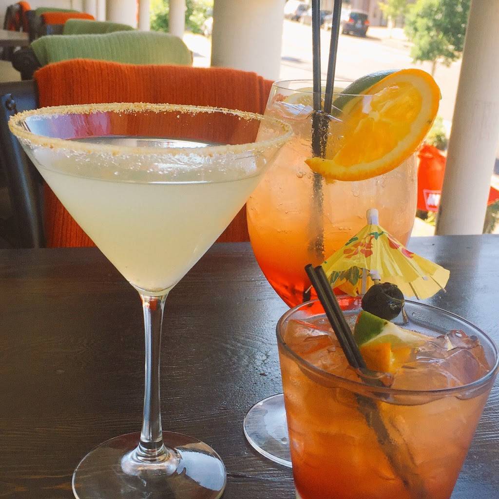 Bairds on B Bar & Grill | restaurant | 485 2nd St, Lake Oswego, OR 97034, USA | 5033034771 OR +1 503-303-4771