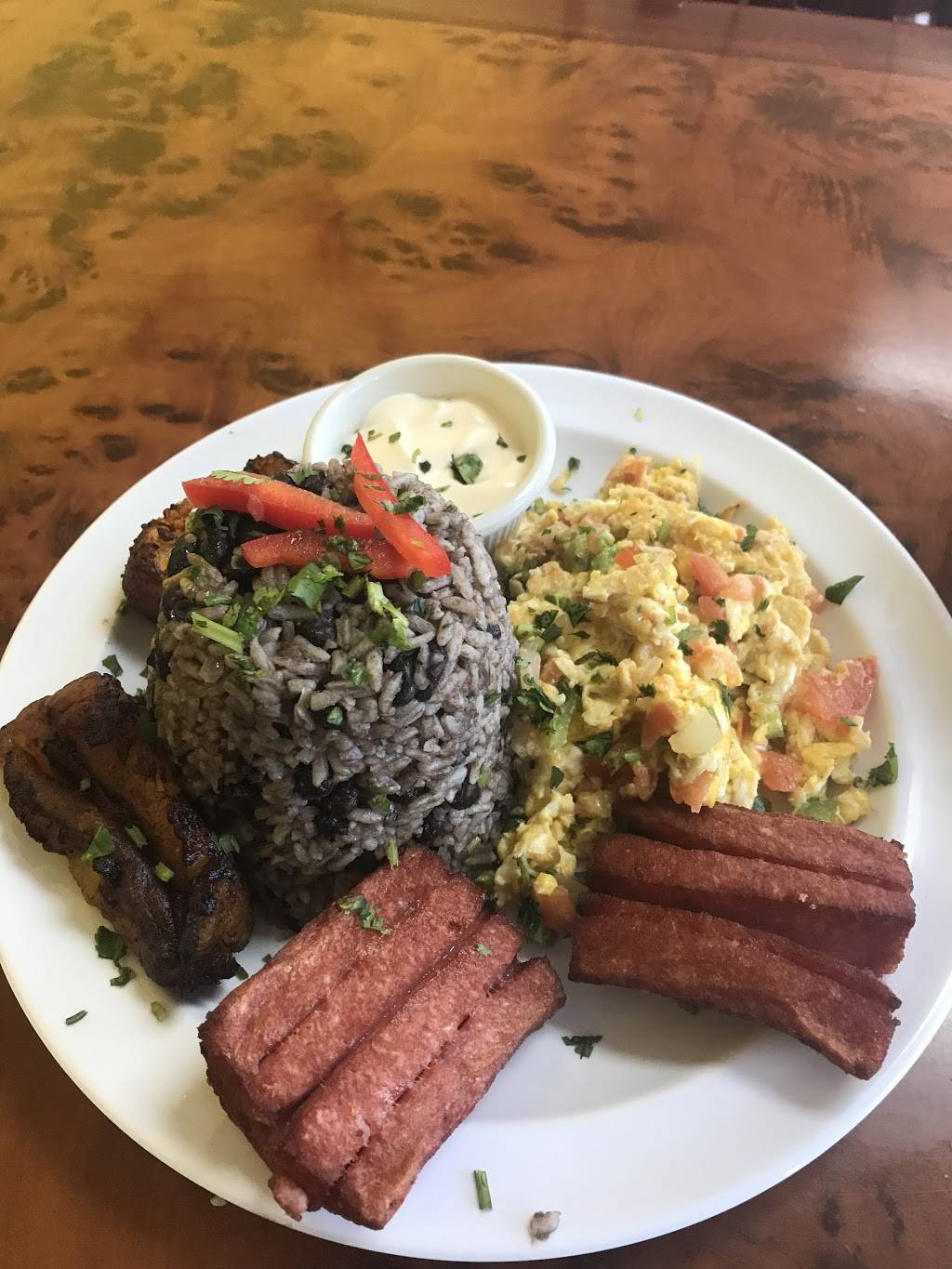 El Gallo Pinto Costa Rica | restaurant | 6349 Hull Street Rd, Richmond, VA 23224, USA | 8046580910 OR +1 804-658-0910