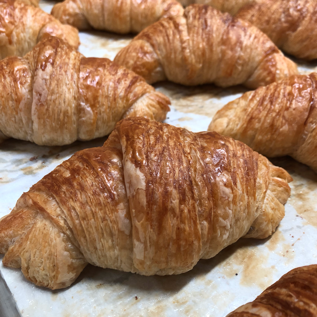 Flour City Bread Company | bakery | 52 Rochester Public Market, Rochester, NY 14609, USA | 5859573096 OR +1 585-957-3096