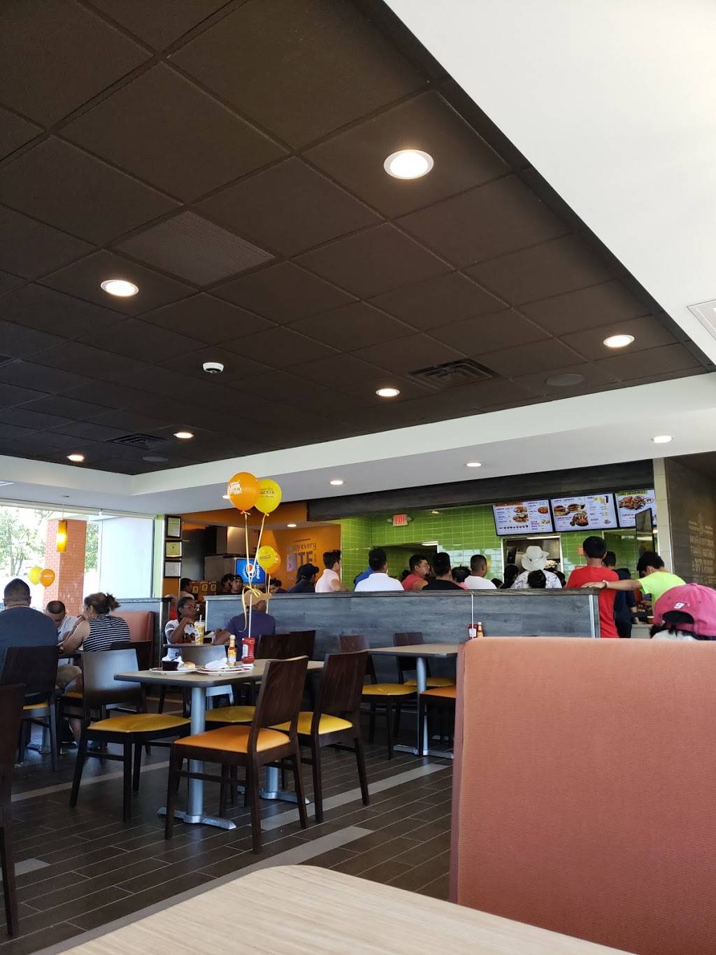 Pollo Campero | restaurant | 1350 W Patrick St, Frederick, MD 21703, USA | 3016316821 OR +1 301-631-6821