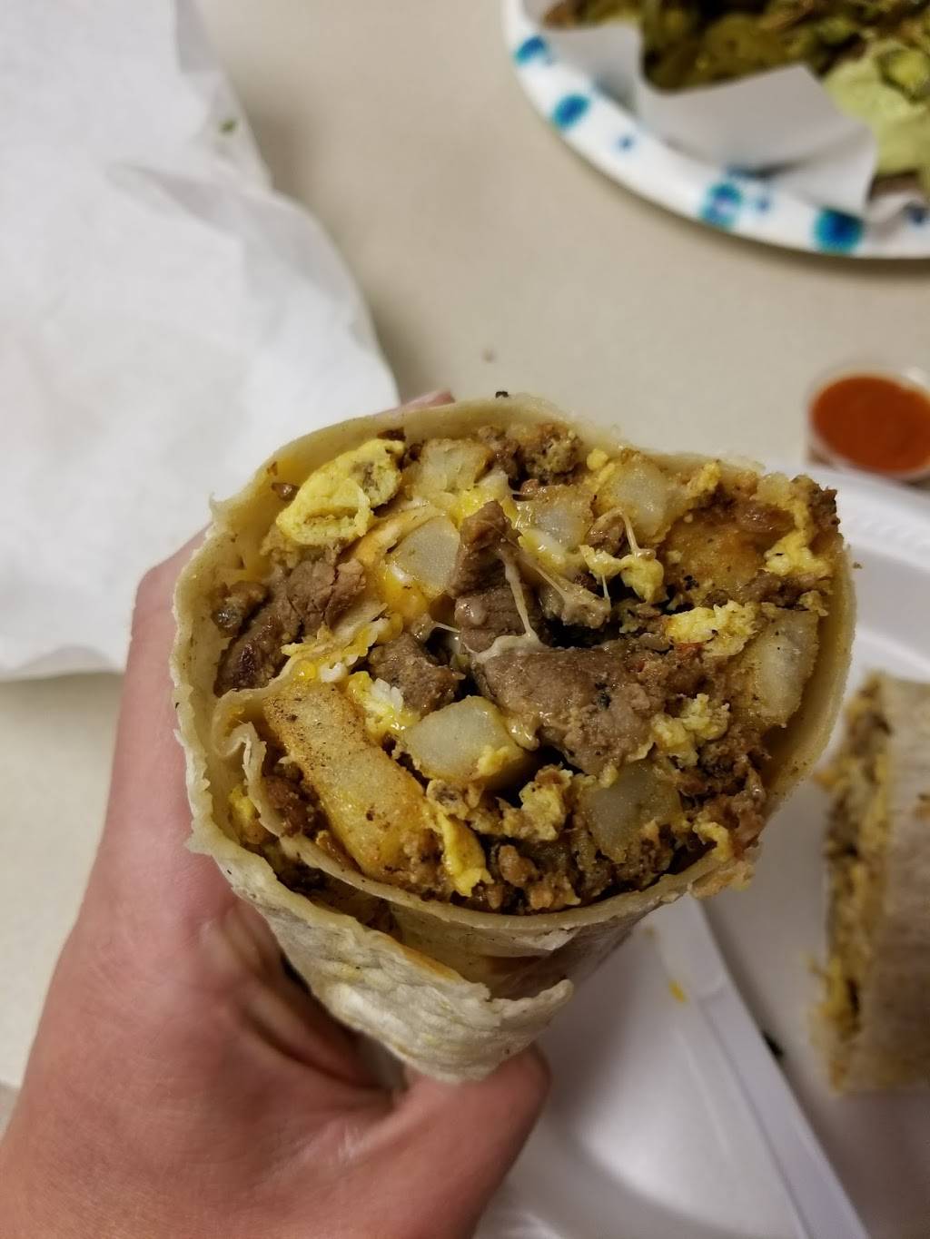 Tatas Burritos | restaurant | 5677 S Himalaya St, Centennial, CO 80015, USA | 7208702184 OR +1 720-870-2184