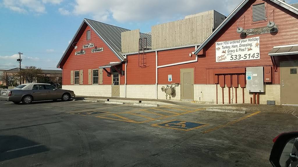 Bill Miller Bar-B-Q | restaurant | 2750 Bill Miller Ln, San Antonio, TX 78223, USA | 2105335143 OR +1 210-533-5143