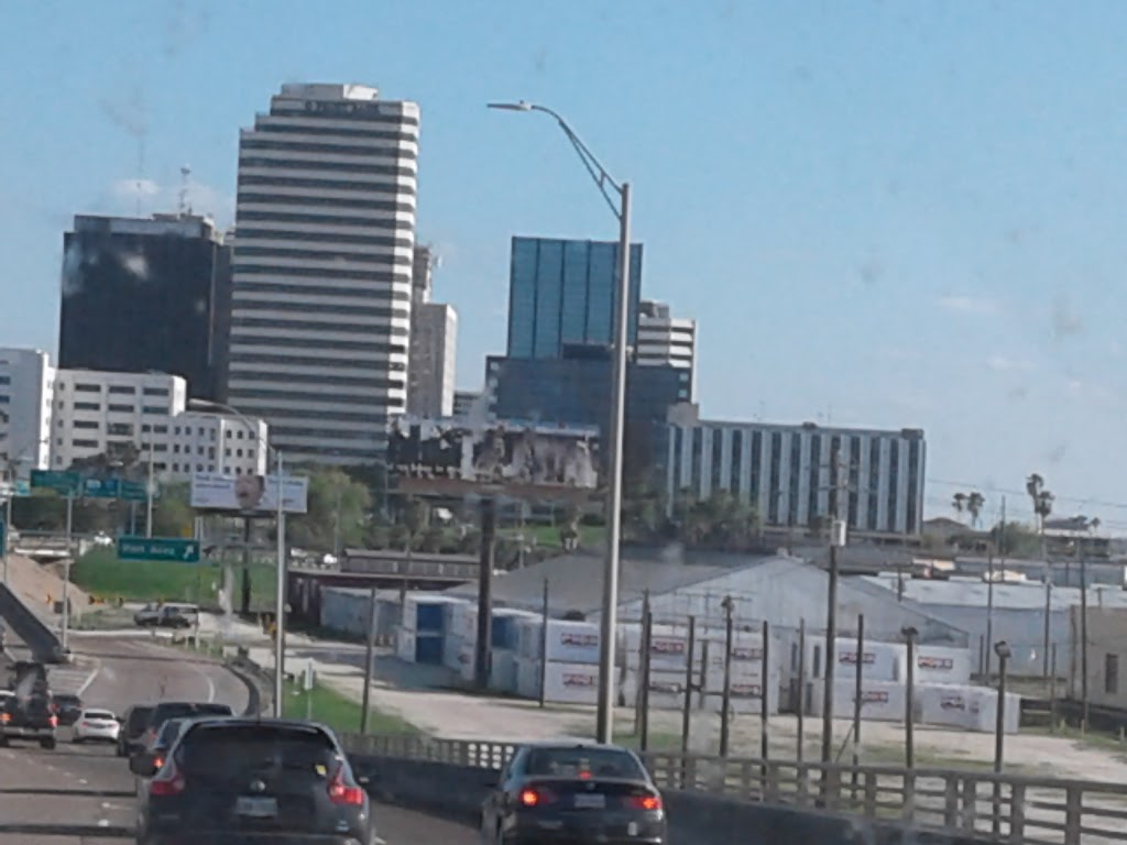 La Paletera | restaurant | 5021 Kostoryz Rd, Corpus Christi, TX 78415, USA | 3618572042 OR +1 361-857-2042