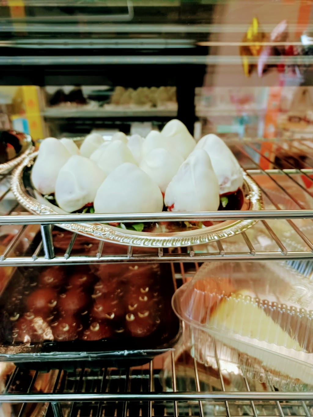 ARK Sweet Creations | restaurant | 3501 W Vine St Suite 131, Kissimmee, FL 34741, USA | 4077506015 OR +1 407-750-6015