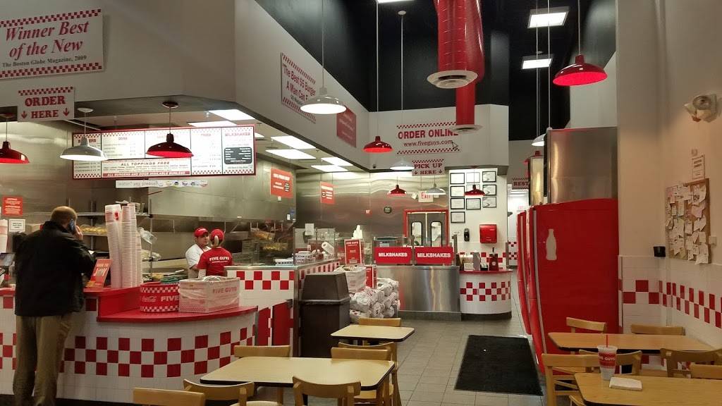 Five Guys | meal takeaway | 268-B Franklin Village Drive, Franklin, MA 02038, USA | 5085203911 OR +1 508-520-3911