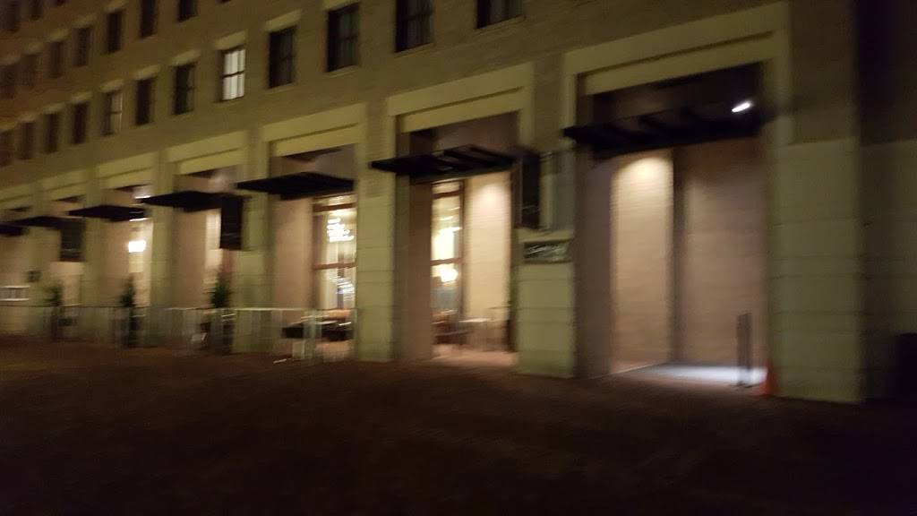 Caprese | restaurant | 1900 Diagonal Rd, Alexandria, VA 22314, USA | 7038427101 OR +1 703-842-7101