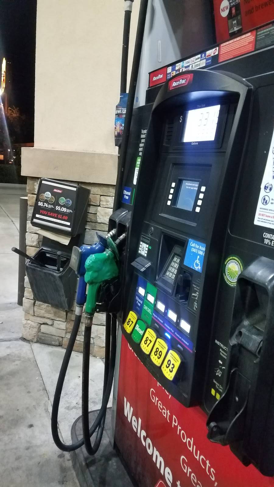 RaceTrac | bakery | 1450 Hypoluxo Rd, Lantana, FL 33462, USA | 5615880851 OR +1 561-588-0851