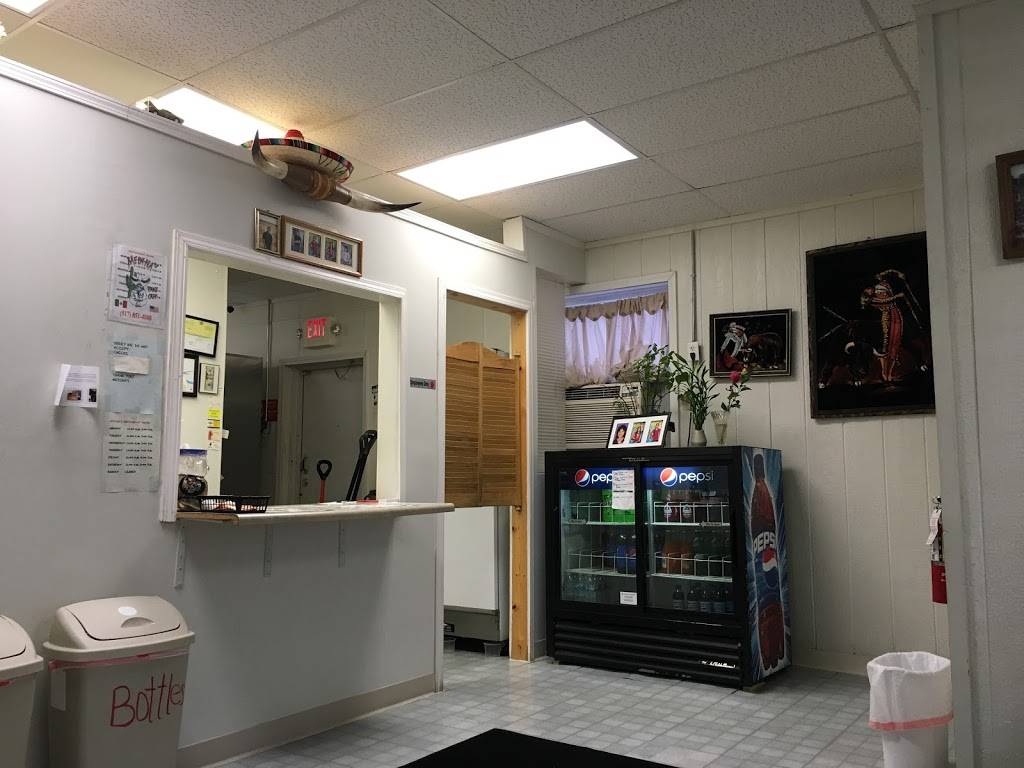 Medinas Take Out Mexican restaurant | restaurant | 9483, 123 W Main St, Stockbridge, MI 49285, USA | 5178514088 OR +1 517-851-4088