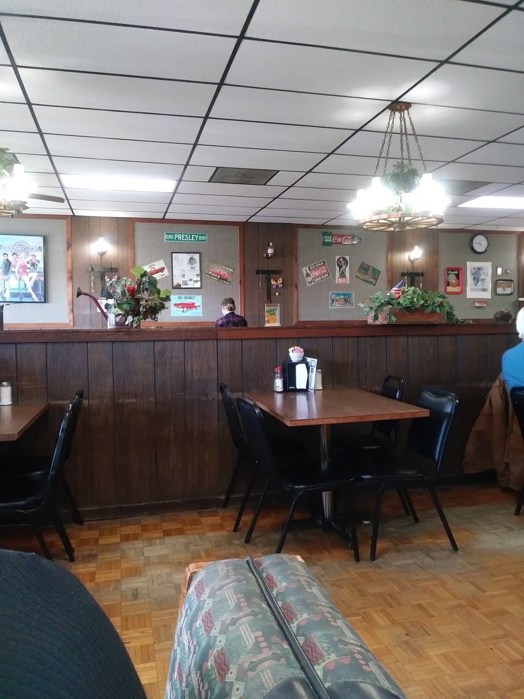 Leos Country Cafe | restaurant | 2602 SW Lee Blvd # 1, Lawton, OK 73505, USA | 5803570049 OR +1 580-357-0049