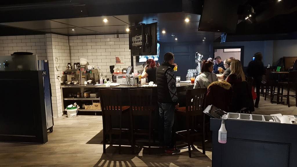 Broadway Bar & Grill | restaurant | 1615 Orléans Blvd, Orléans, ON K1C 7E2, Canada | 6138303314 OR +1 613-830-3314