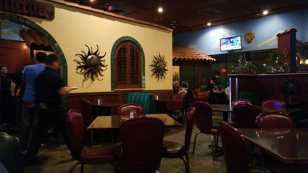 Casa Corona | restaurant | 7044 N Cedar Ave, Fresno, CA 93720, USA | 5593237409 OR +1 559-323-7409