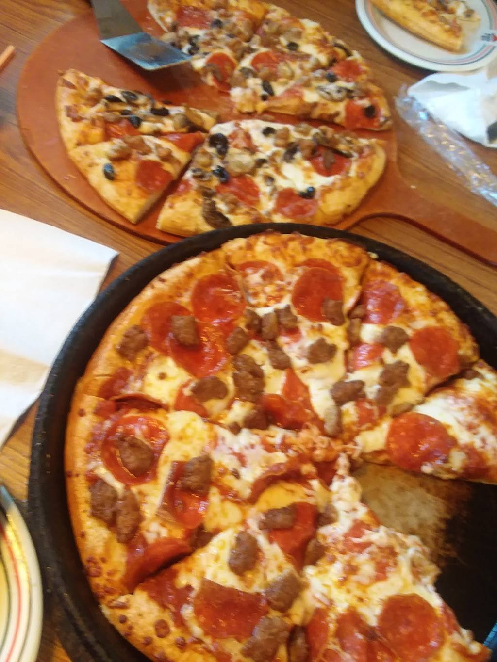 Pizza Hut | restaurant | 1823 West St, Valdosta, GA 31601, USA | 2292445224 OR +1 229-244-5224