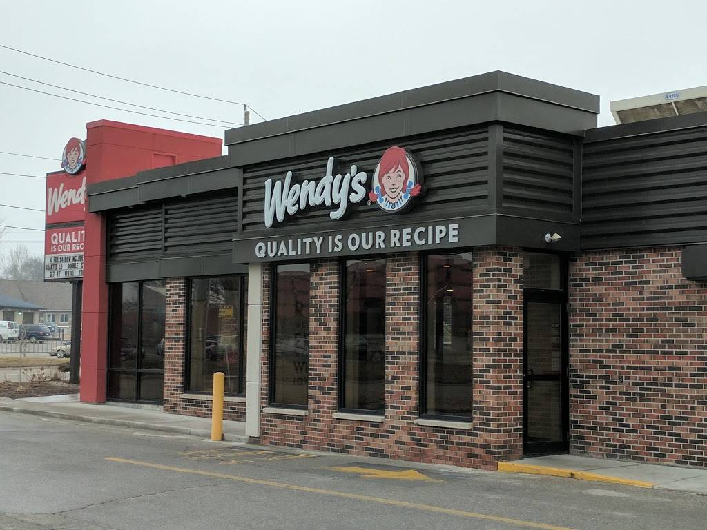 Wendys | restaurant | 1480 S 1st Ave, Iowa City, IA 52240, USA | 3193377911 OR +1 319-337-7911