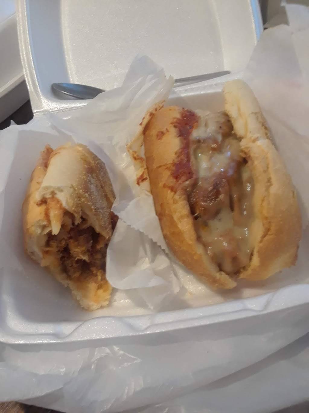 Philly Style Express | restaurant | 1827, 681 E Chestnut Hill Rd, Newark, DE 19713, USA | 3023690553 OR +1 302-369-0553