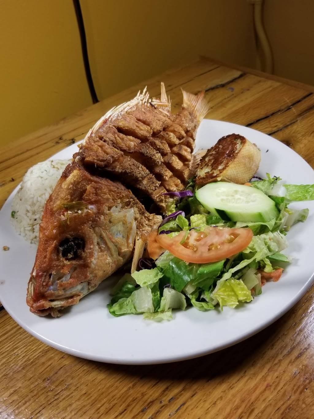 Restaurante Salvadoreño Olocuilta 2 | restaurant | 3658 W Lawrence Ave, Chicago, IL 60625, USA | 3125818322 OR +1 312-581-8322