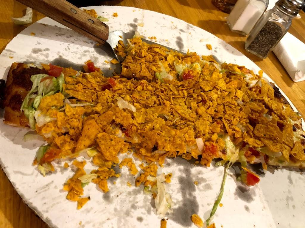 Valleys Pizza | restaurant | 119 W 1st Ave, Coal Valley, IL 61240, USA | 3097997004 OR +1 309-799-7004