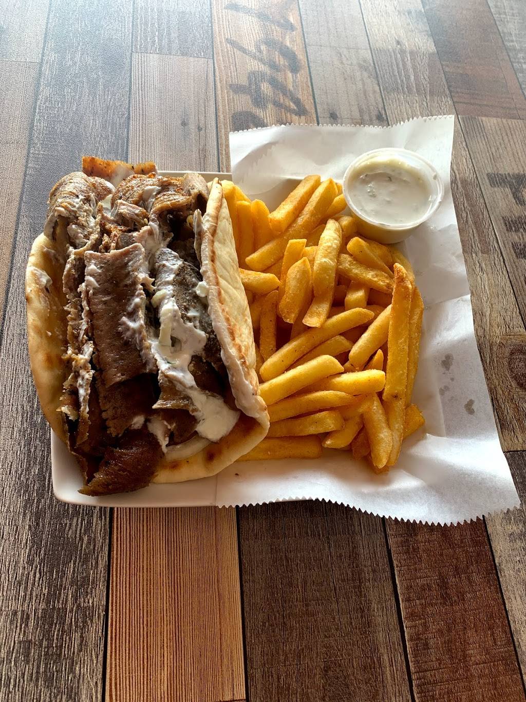 Sams Gyros and Seafood | restaurant | 4745 22nd Ave S, St. Petersburg, FL 33711, USA | 7277670010 OR +1 727-767-0010