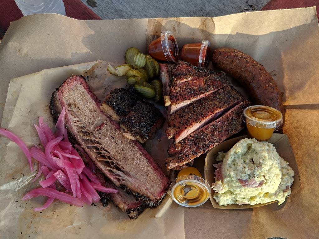 Moos Craft Barbecue | restaurant | East Los Angeles, CA 90022, USA | 6479301154 OR +1 647-930-1154