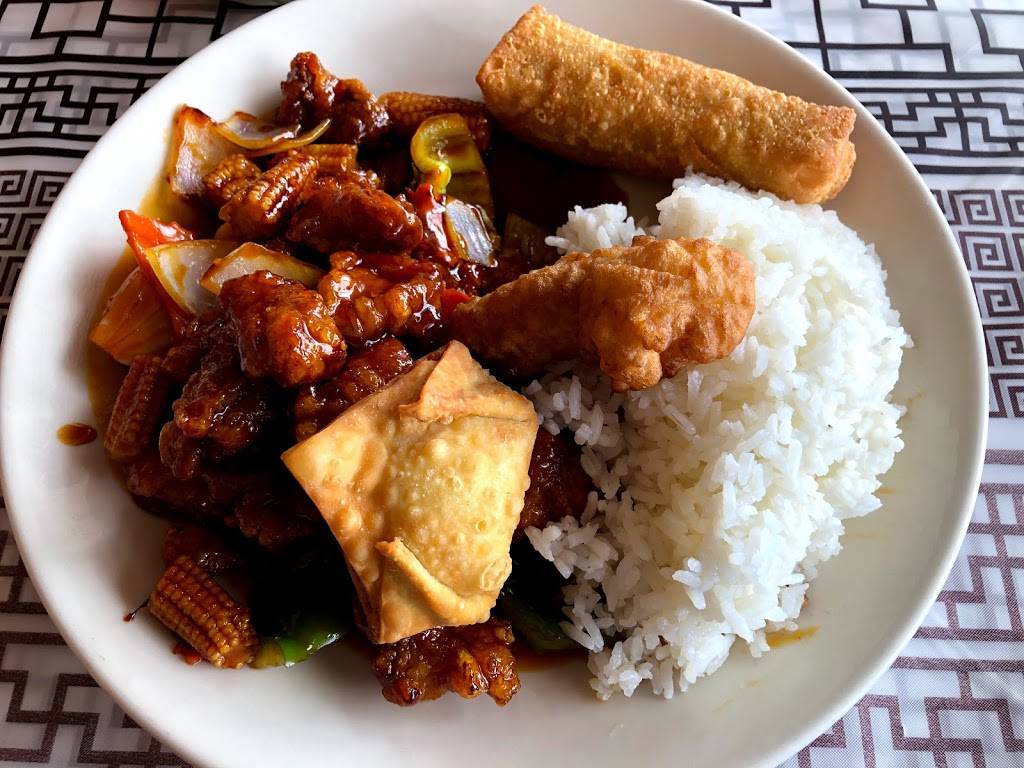 Golden Fortune | restaurant | 19035 W Bluemound Rd, Brookfield, WI 53045, USA | 2625056028 OR +1 262-505-6028