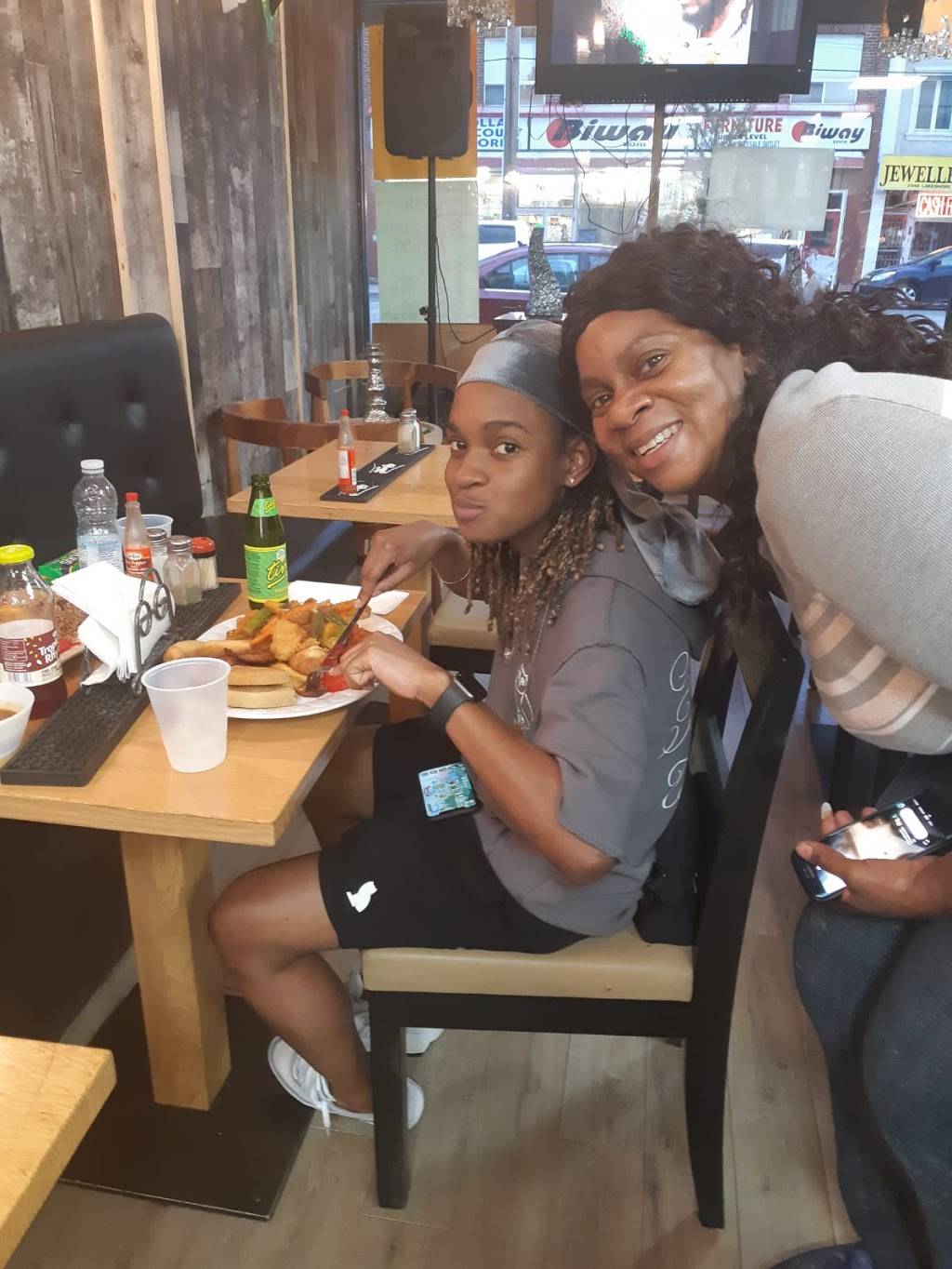 Golden Cook Caribbean | restaurant | 2955 Lake Shore Blvd W, Etobicoke, ON M8V 1J5, Canada | 4162593003 OR +1 416-259-3003