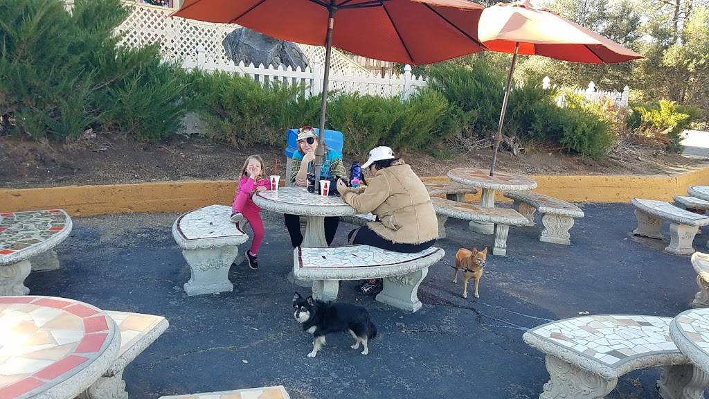 Frosty Burger | restaurant | 28823 Old Hwy 80, Pine Valley, CA 91962, USA | 6194738845 OR +1 619-473-8845