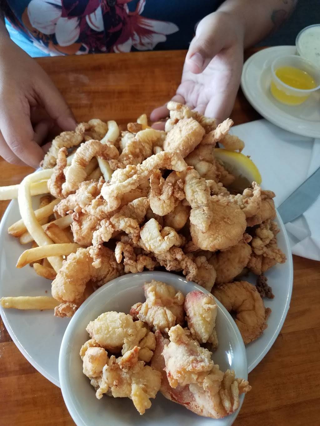 Jakes Seafood Restaurant | restaurant | 50 George Washington Blvd, Hull, MA 02045, USA | 7819251024 OR +1 781-925-1024