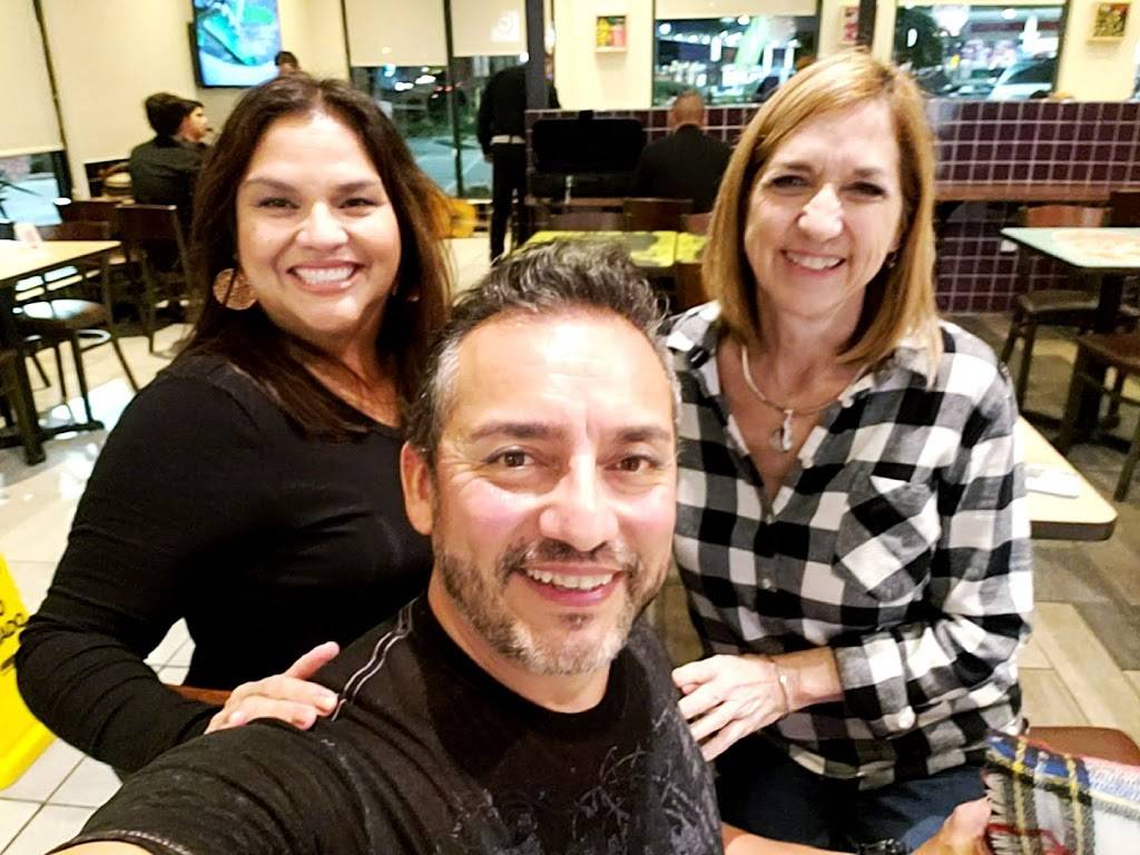 Taco Cabana | restaurant | 838 E Bitters Rd, San Antonio, TX 78216, USA | 2105453106 OR +1 210-545-3106