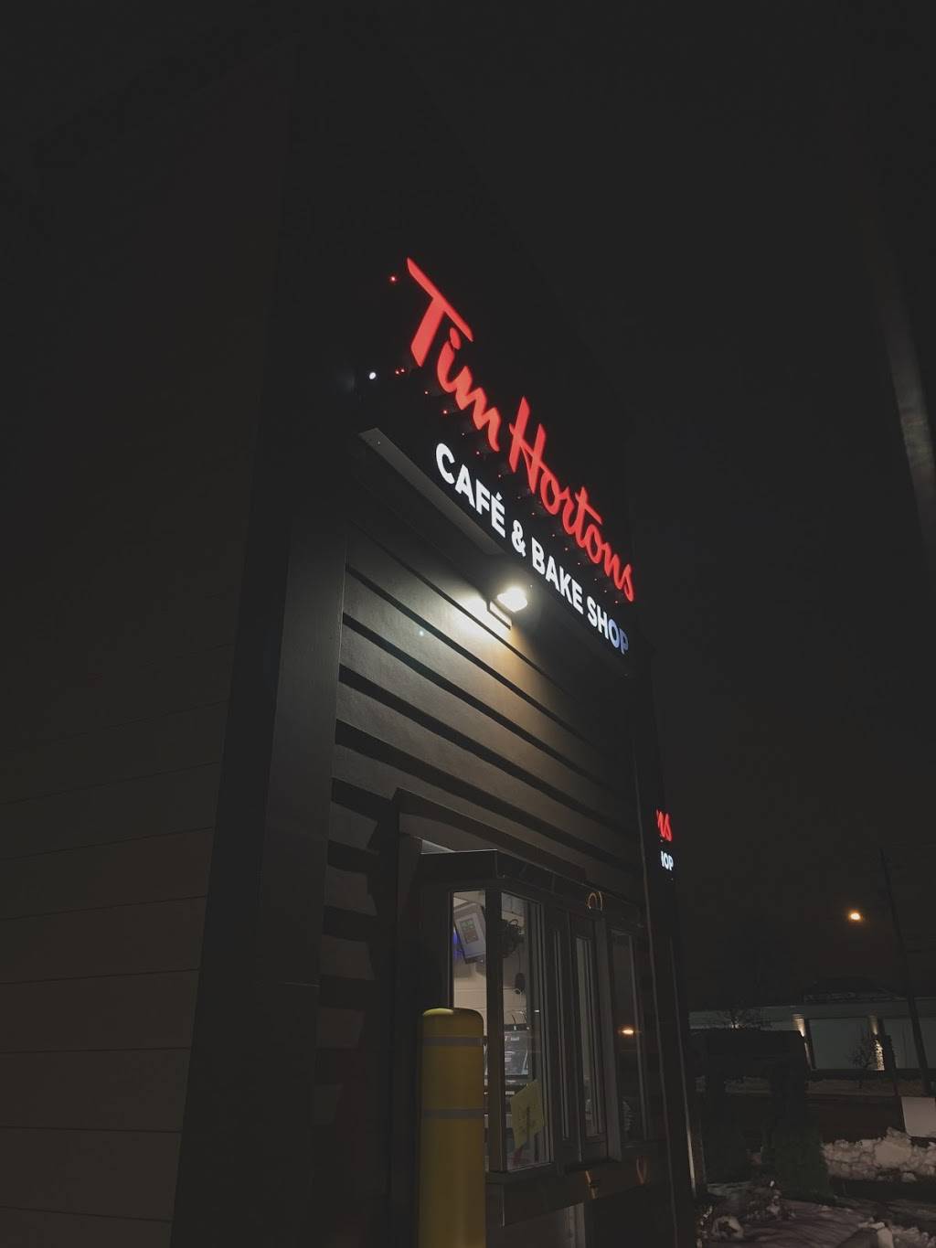 Tim Hortons | restaurant | 3941 Broadway, Depew, NY 14227, USA | 7162889003 OR +1 716-288-9003