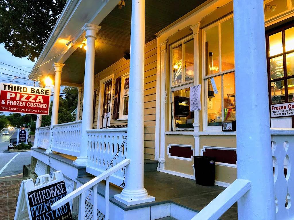 Third Base Pizza and Frozen Custard Parlor | restaurant | 202 Commerce St, Occoquan, VA 22125, USA | 5713982613 OR +1 571-398-2613