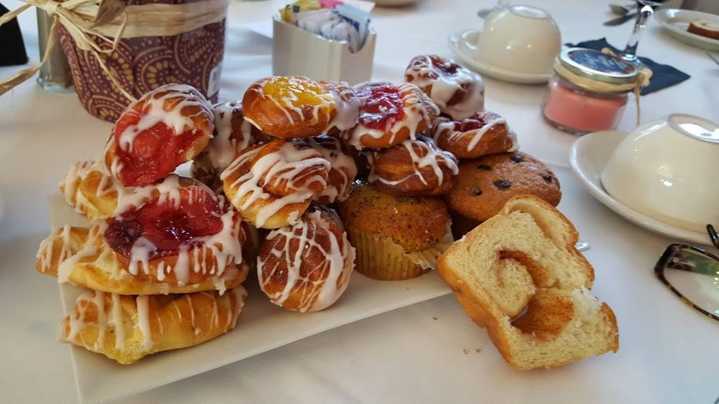 The Milleridge Inn | restaurant | 585 N Broadway, Jericho, NY 11753, USA | 5169312201 OR +1 516-931-2201