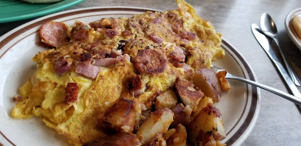 Jimmys Broad Street Diner | restaurant | 122 Broad St, Weymouth, MA 02188, USA | 7813376620 OR +1 781-337-6620