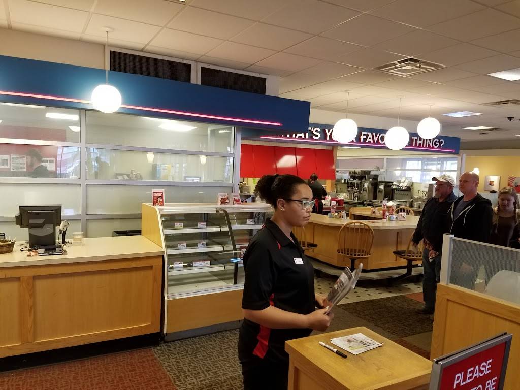 Frischs Big Boy | restaurant | 386 W Main St, Xenia, OH 45385, USA | 9373727575 OR +1 937-372-7575