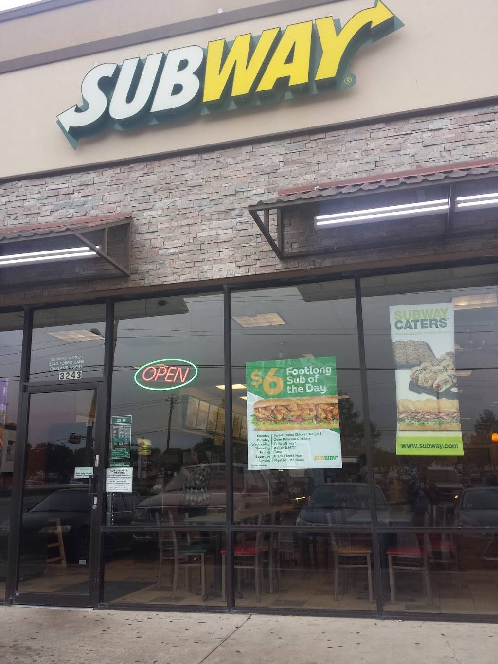 Subway Restaurants | restaurant | 3243 Forest Ln, Garland, TX 75042, USA | 9724878393 OR +1 972-487-8393