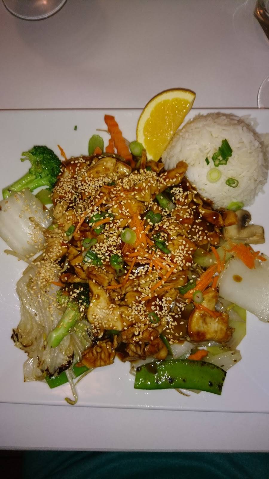 Restaurant Sawadee | restaurant | 344 Boulevard Sir-Wilfrid-Laurier, Beloeil, QC J3G 4G7, Canada | 4504671653 OR +1 450-467-1653