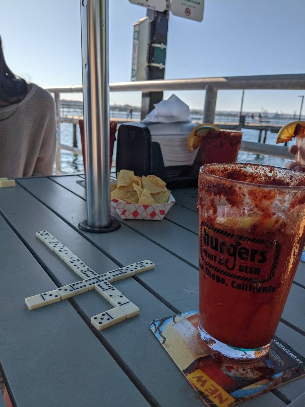 Burgers, Bait & Beer | restaurant | 200 Marina Park Way, San Diego, CA 92101, USA | 6196725578 OR +1 619-672-5578