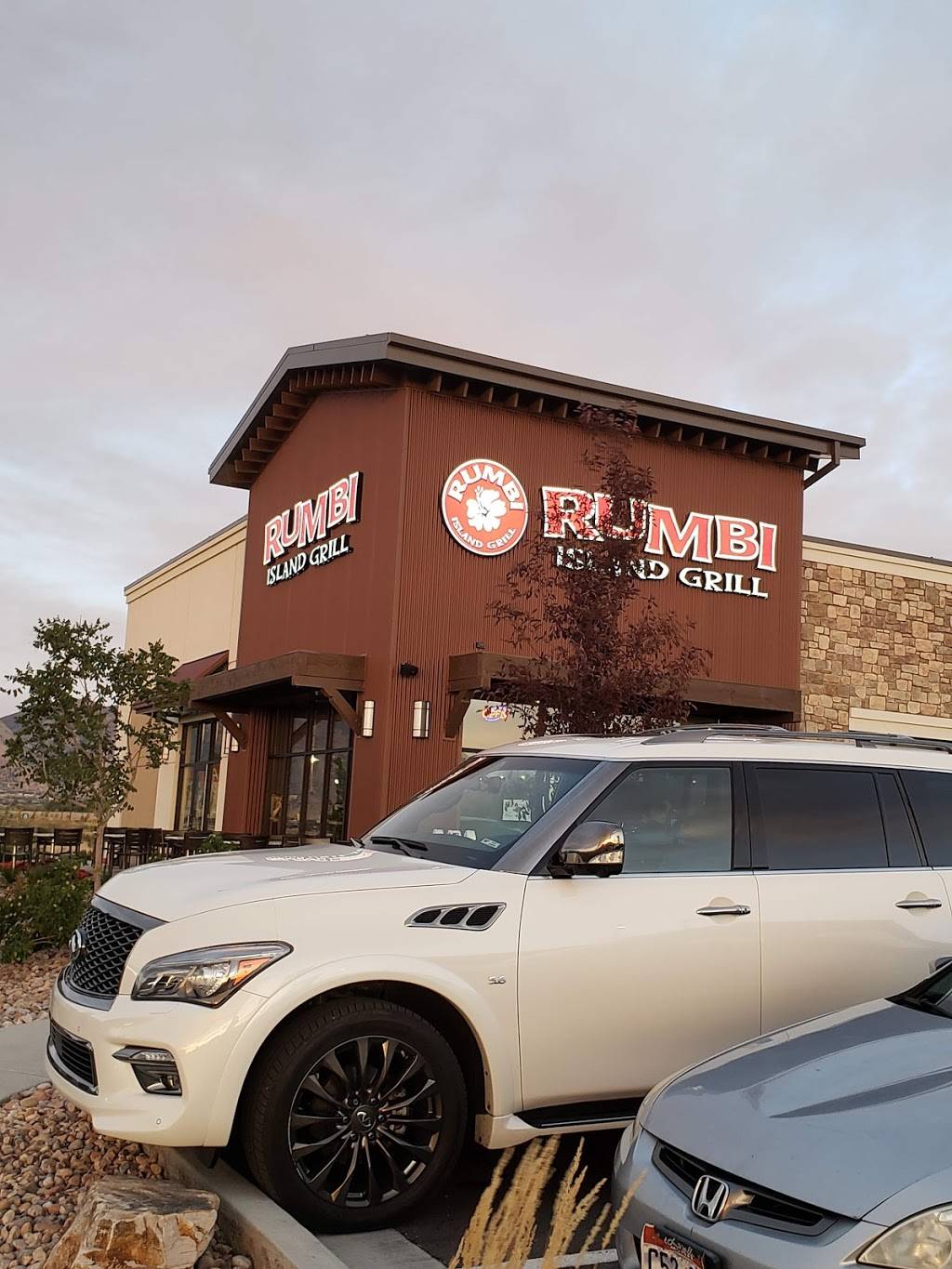 Rumbi Island Grill | restaurant | 1228 N Canyon Creek Pkwy, Spanish Fork, UT 84660, USA | 3852333503 OR +1 385-233-3503